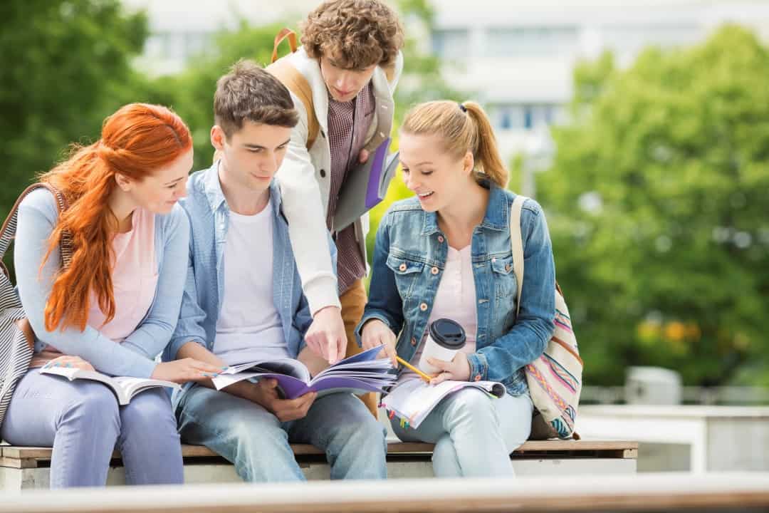 Read more about the article What Happens to Me & My Family if I Breach the Conditions of My Australian Student Visa?